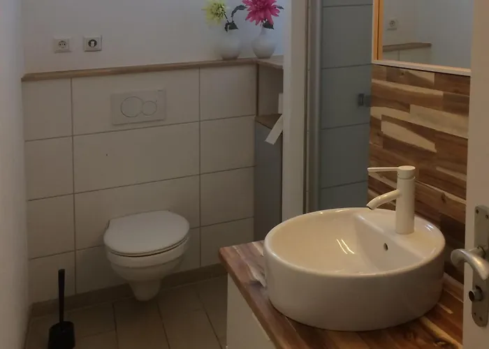 Moderne Studiowohnung In Mit Kueche Und Innenhof شقة كوبورغ