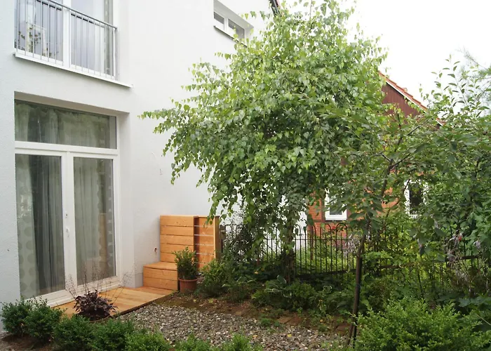 Moderne Studiowohnung In Mit Kueche Und Innenhof Coburg