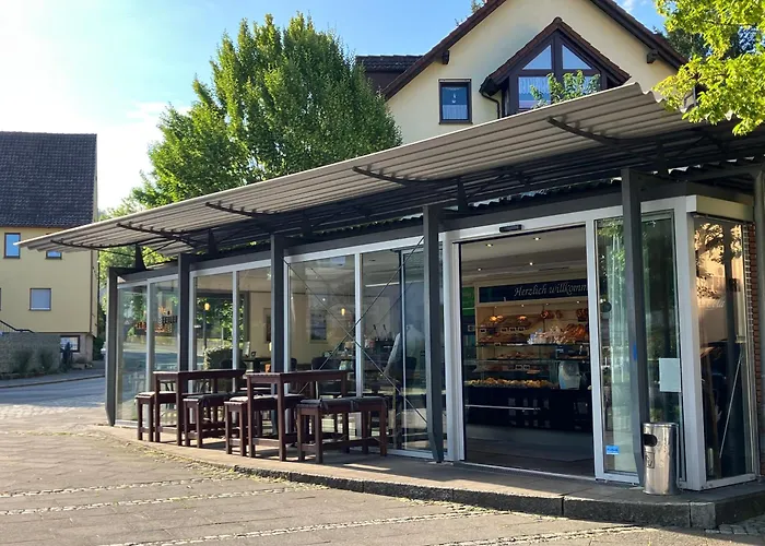 Appartement Moderne Studiowohnung In Mit Kueche Und Innenhof